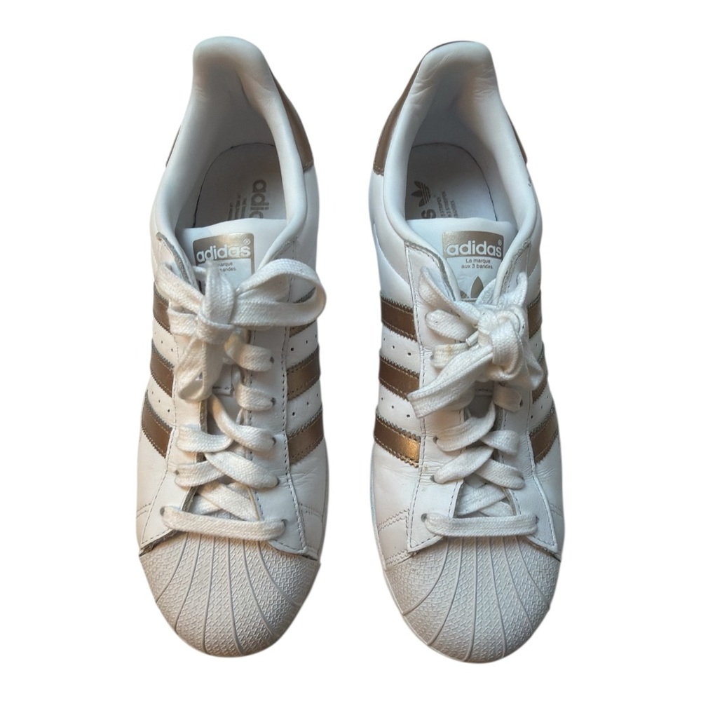 EUC Adidas Superstar sneakers white & metallic gold colorway model# CG5463
